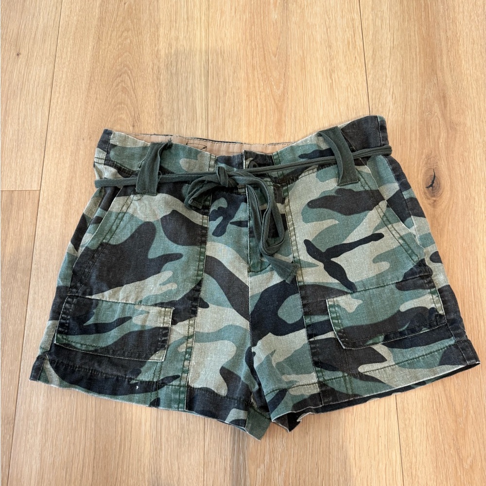 Fabrik Camo Shorts
